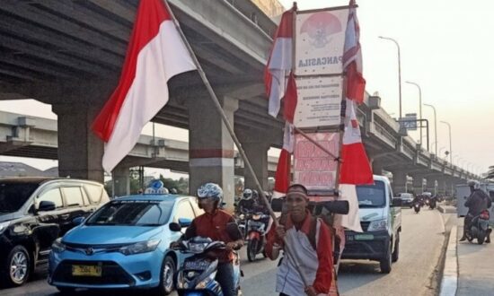 Pejalan Kaki Sabang-Merauke Alami Pembengkakan Kaki