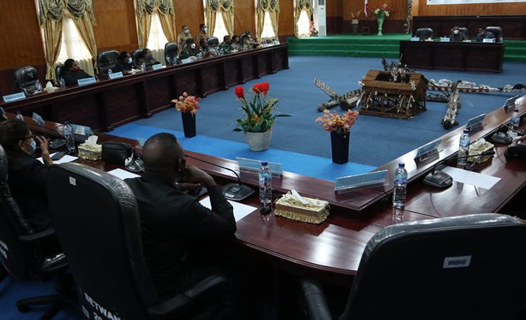 DPRD Asmat RDP dengan Forkompinda Pasca Rusuh di Kota Agats