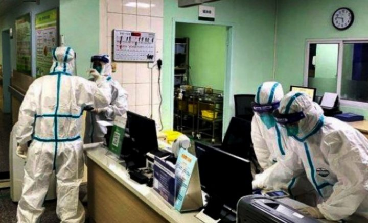 Dinkes Papua Siapkan Baju ‘Astronot’ untuk Petugas Antisipasi Virus Corona